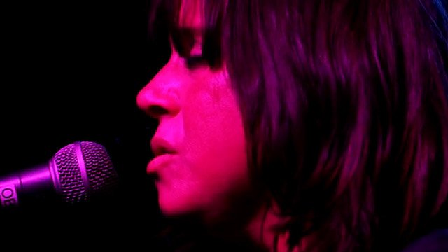 081015_catpower1