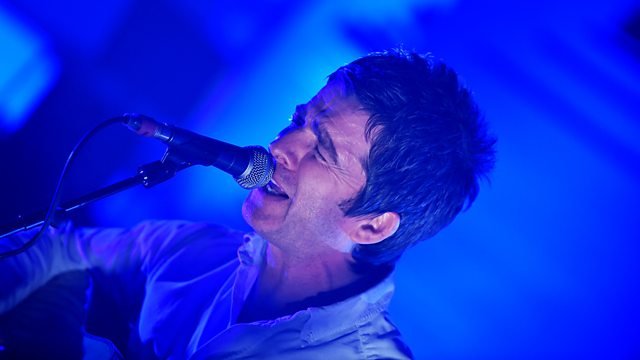 081215_noelgallagher1