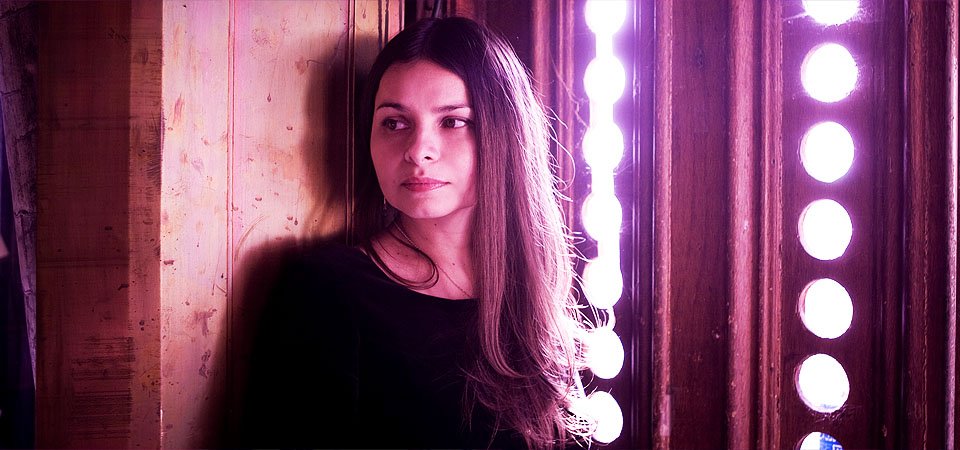180416_hopesandoval_slider