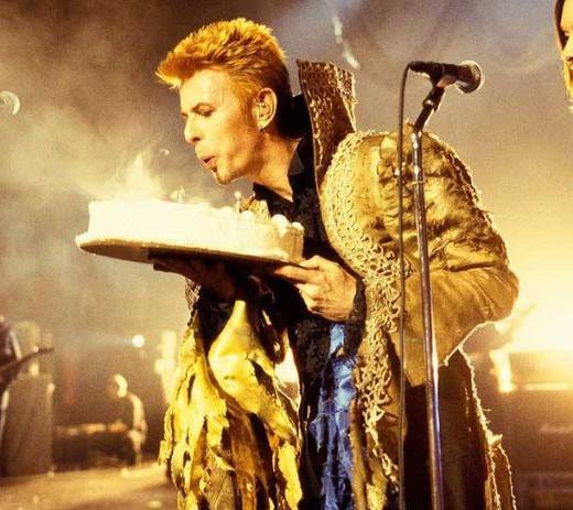 100516_bowiecake