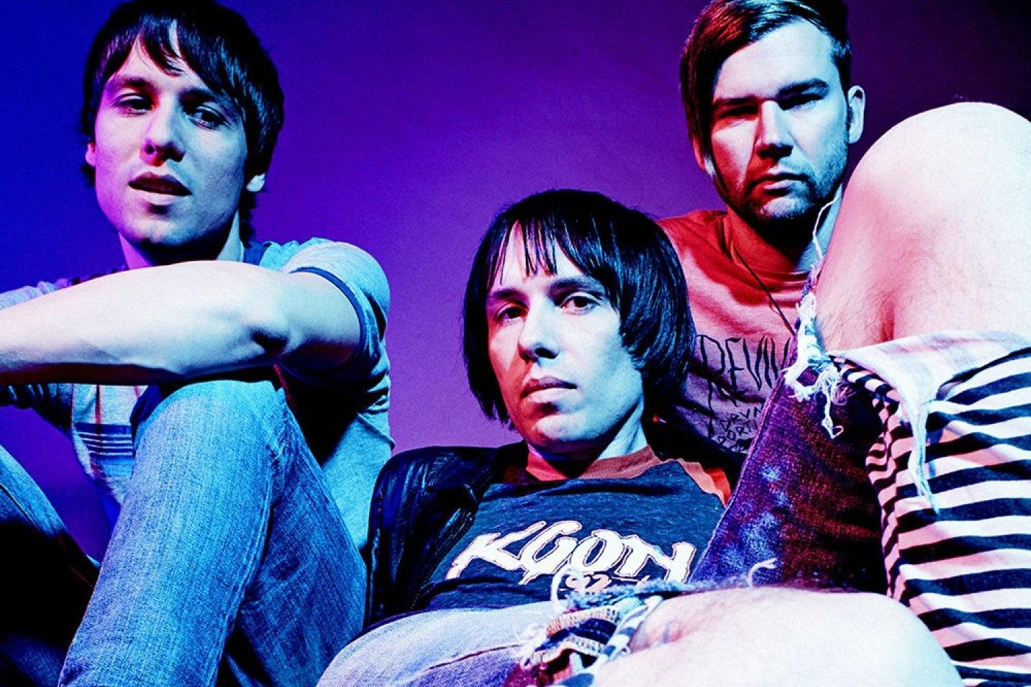 050617_thecribs2