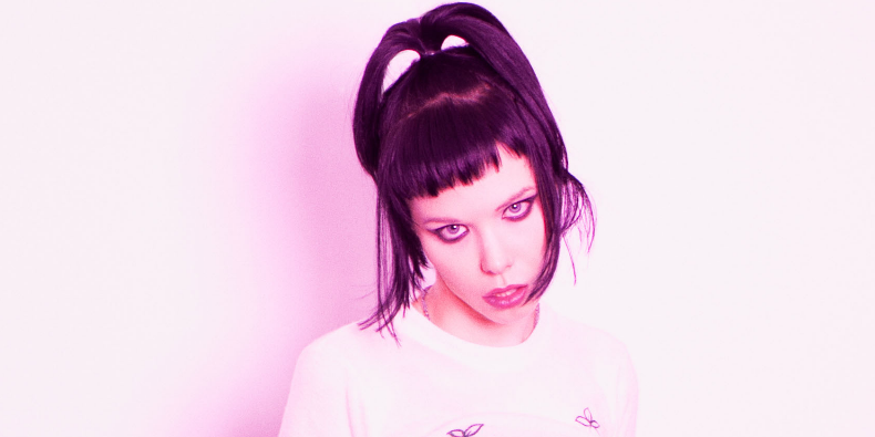 100817_aliceglass