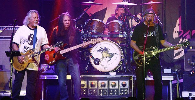 250418_neilyoung2