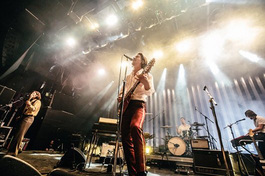 arctic-monkeys-02
