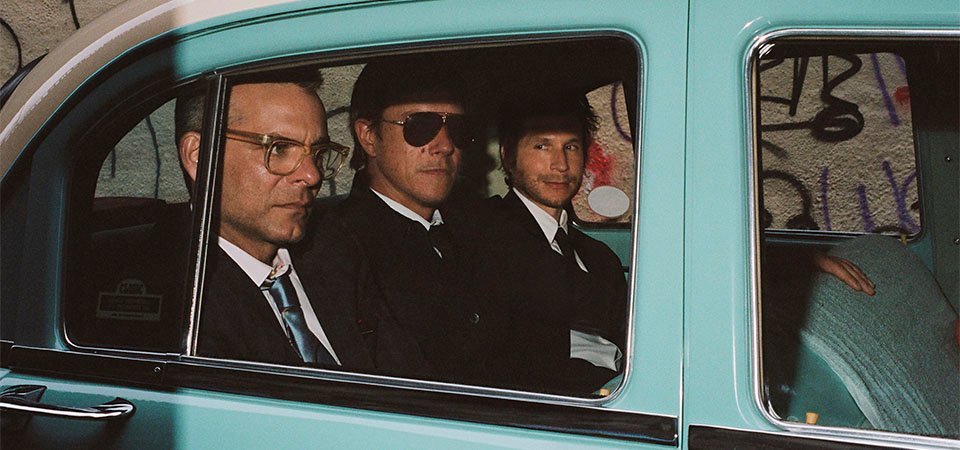 080618_interpol_slider