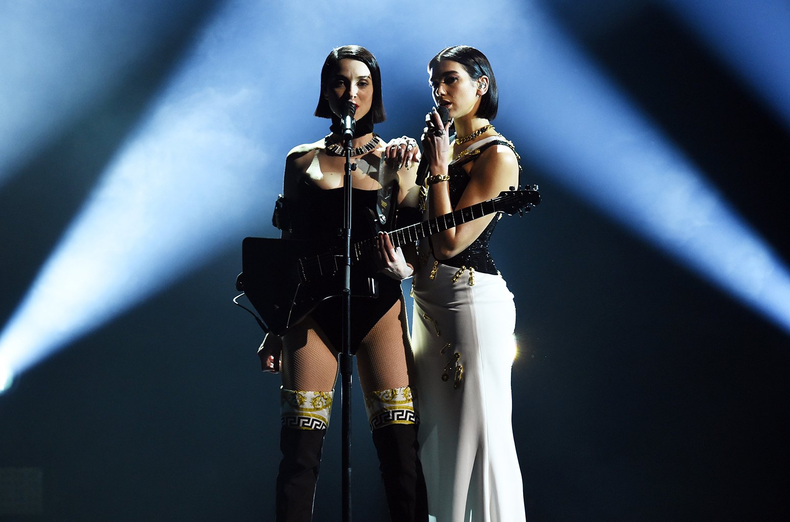 110219_dualipa_stvincent2